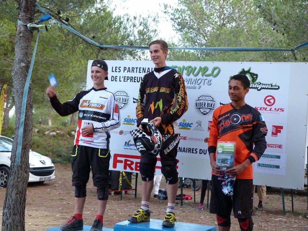 enduro-martigues-podium